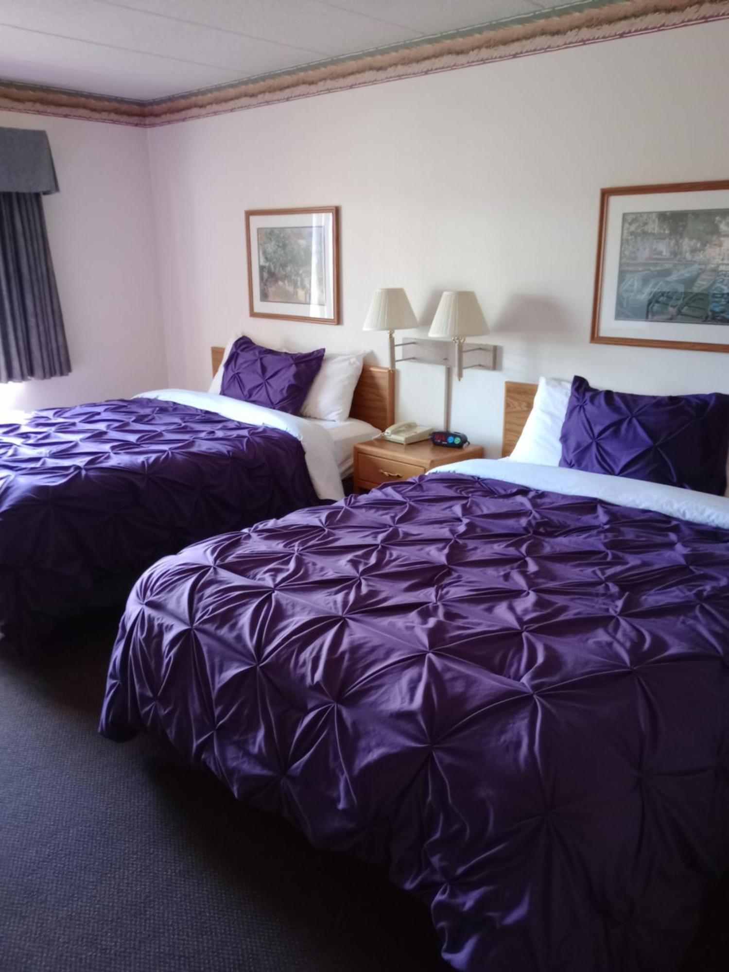 Fairbridge Inn & Suites Thorp Esterno foto