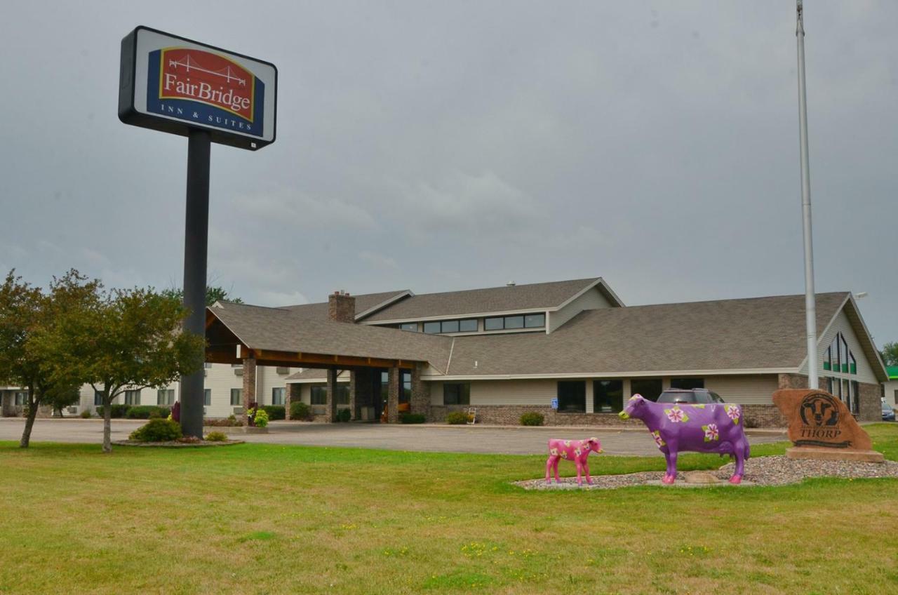 Fairbridge Inn & Suites Thorp Esterno foto